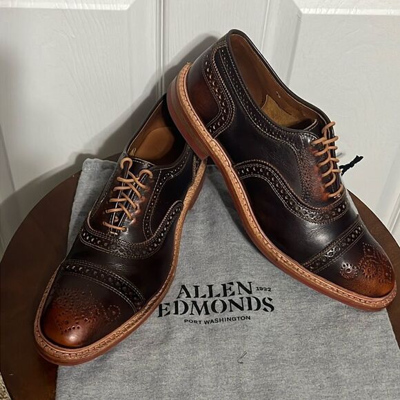 🔥🔥 ALLEN EDMONDS Strandmok Cap-toe Oxford Dainite Rubber Sole 9.5B - PERFECT - Picture 1 of 16